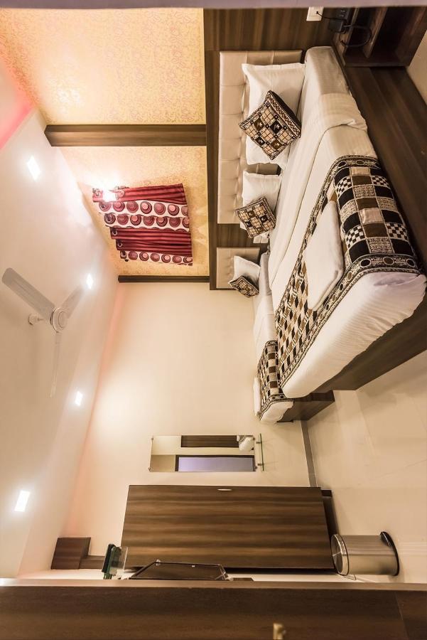 Hotel Golden Galaxy Mumbai Exterior foto